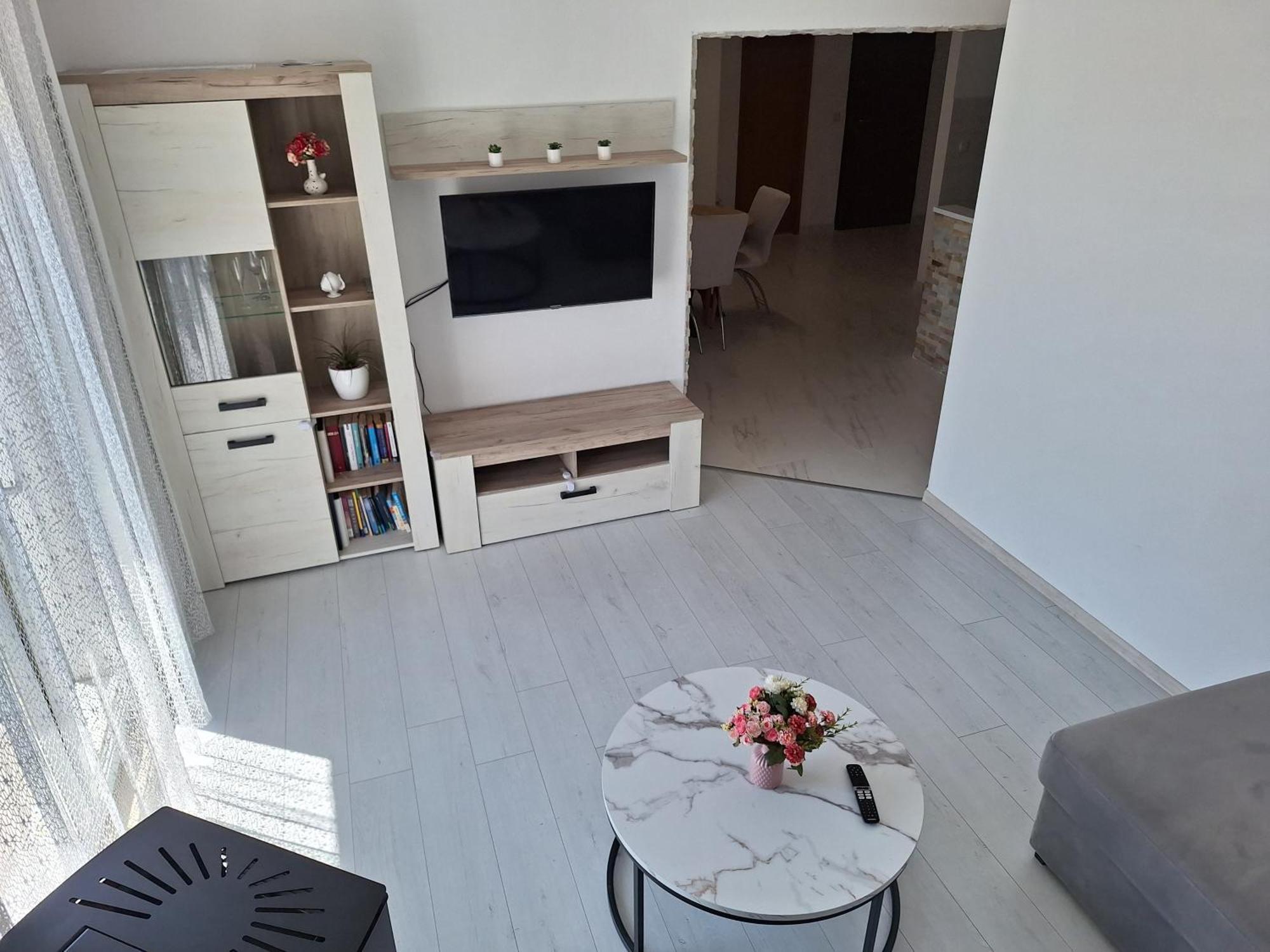 Apartment Tre Strade Baska Voda Exterior photo