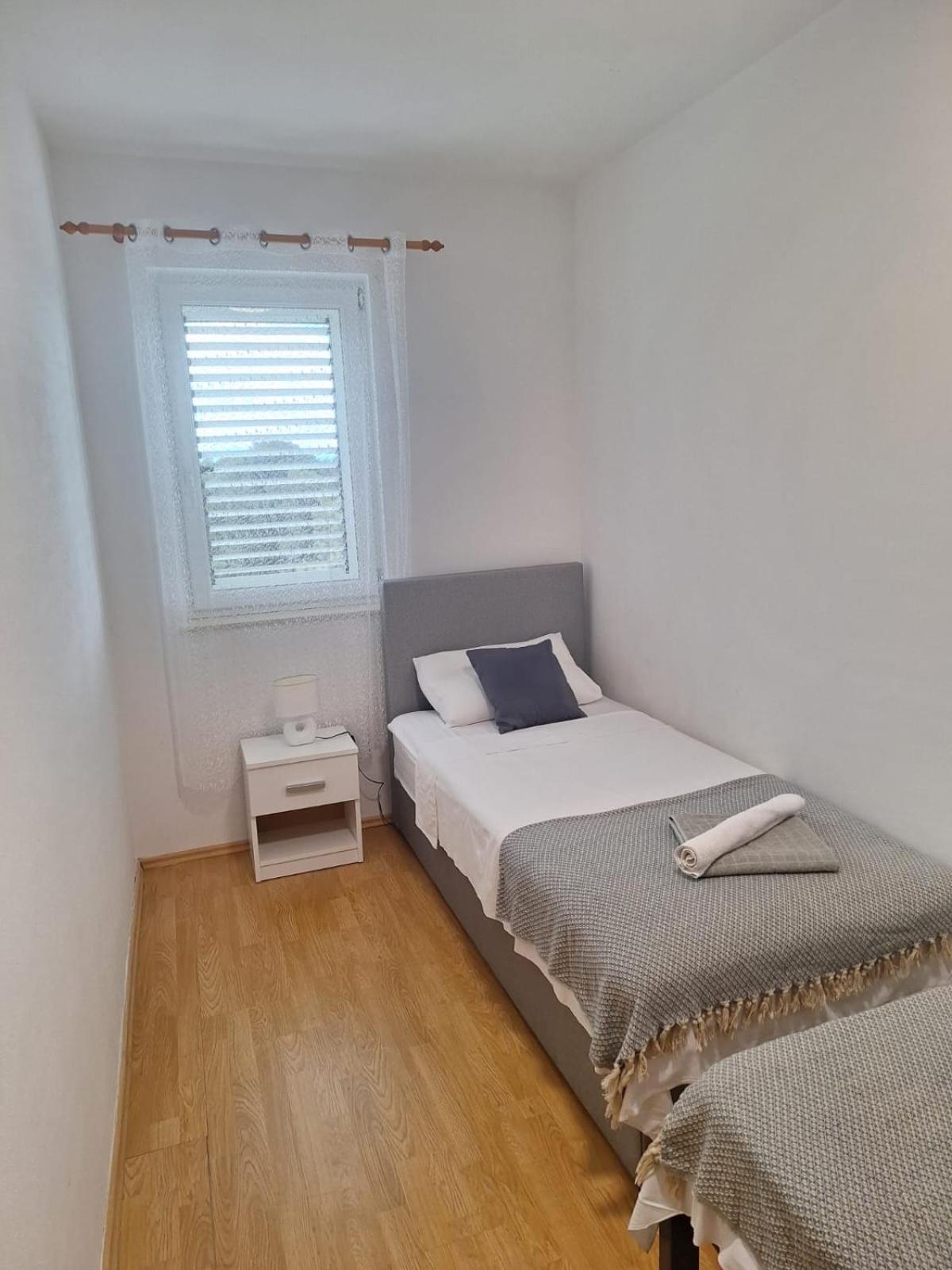 Apartment Tre Strade Baska Voda Exterior photo